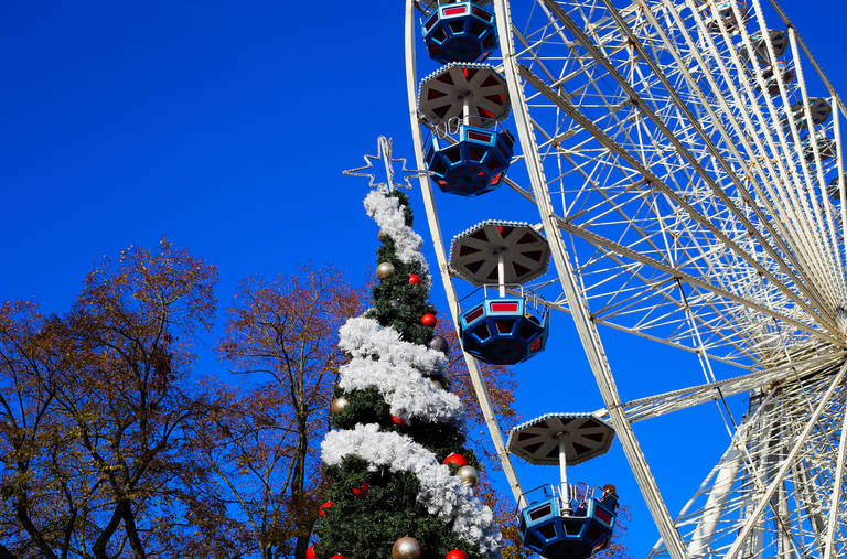 Maastricht-Kerstmarkt-reuzerad_1575158692.jpg