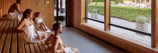 Kom tot rust in Sauna- en wellnessresort SpaWeesp + overnachting Hotel Victorie