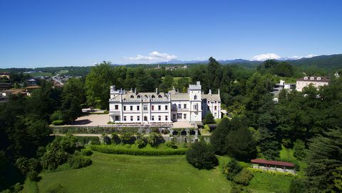 5*-luxe in een romantisch kasteel bij het Lago Maggiore