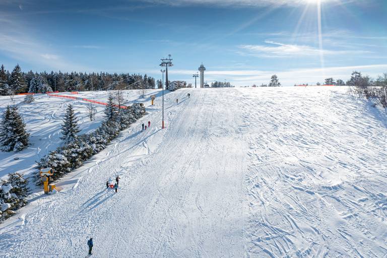 Sauerland_skigebied.jpg