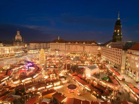 Bezoek de prachtige kerstmarkt van Dortmund met meer dan 300 kerstkraampjes! 