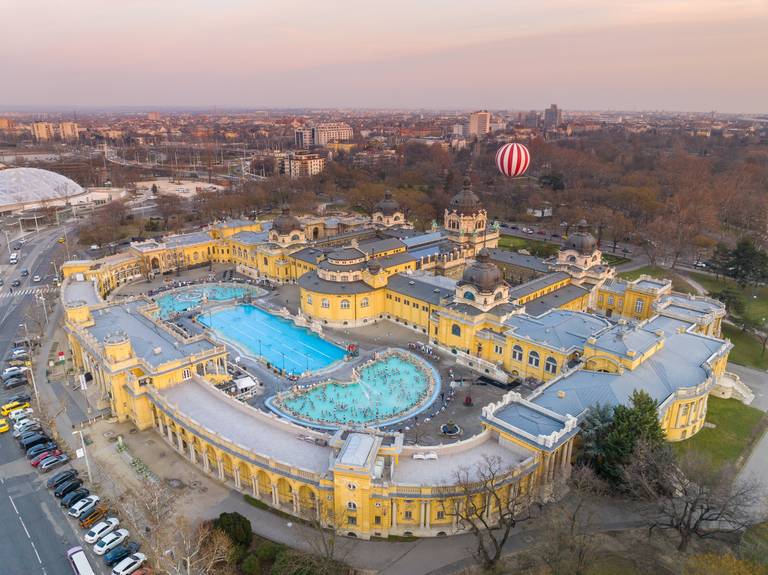 Boedapest_Szechenyi_baden.jpg