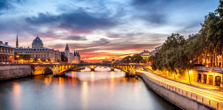Parijs-Seine-by-night_1201674640.jpg