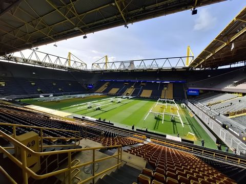 Voetbaltrip naar Dortmund met rondleiding door Borussia Dortmund voetbalstadion en hotelovernachting 