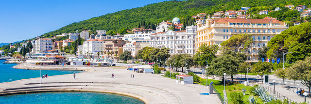 Ervaar Opatija, de bloemenrivièra van Noord-Kroatië met verblijf in 4*-designhotel o.b.v. halfpension!