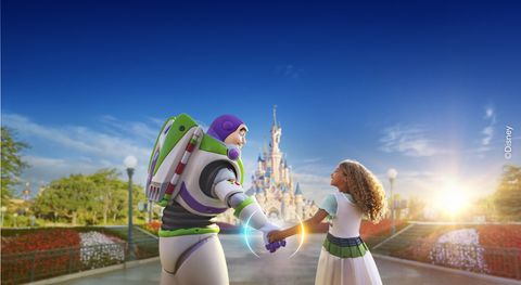 Eurostar TREIN naar Disneyland® Paris | Twee dagen Park + Hotel met ontbijt en gratis shuttle service + toegang tot beide parken