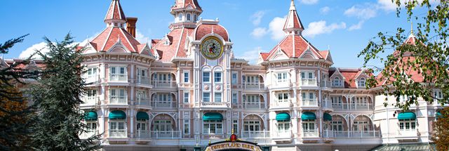 Betoverend Disneyland Parijs met hotel en dagtoegang tot het park + gratis shuttle service