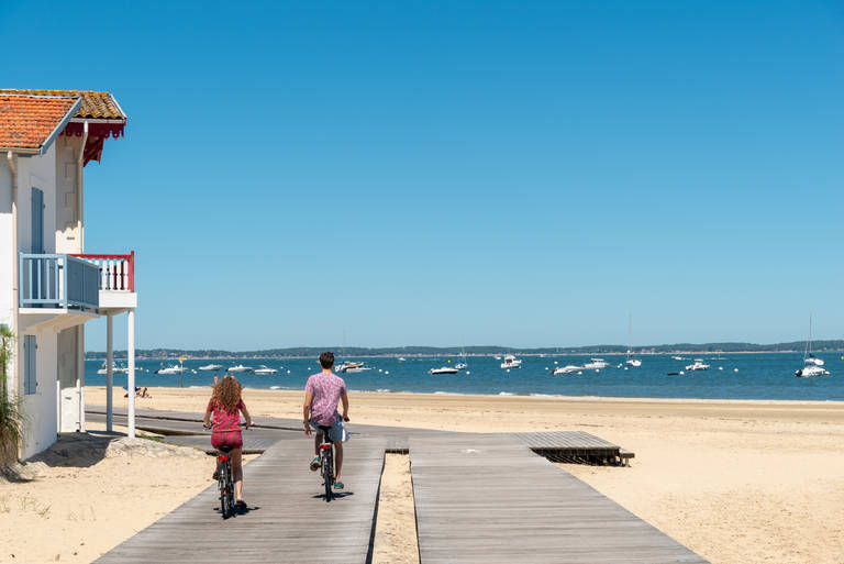 Arcachon-Shutterstock2.jpeg