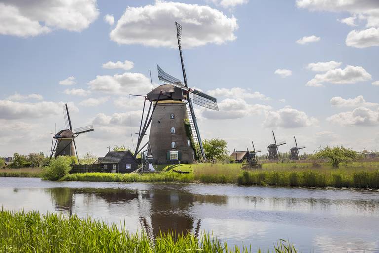 Kinderdijk-1280x853-1.jpg