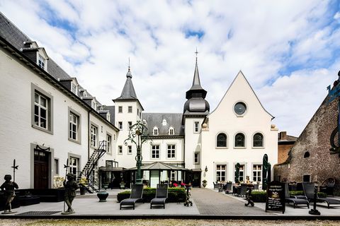 Royaal overnachten in een kasteel bij de Limburgse bossen!