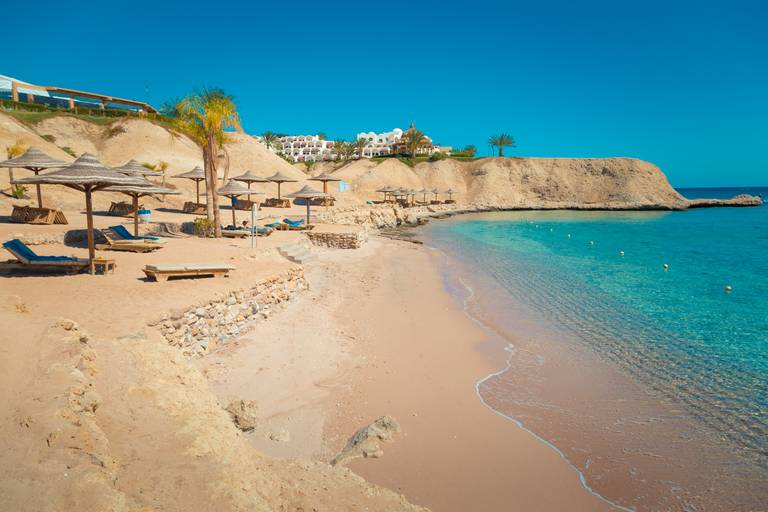 Egypte_Hurghada_strand_rodezee.jpg