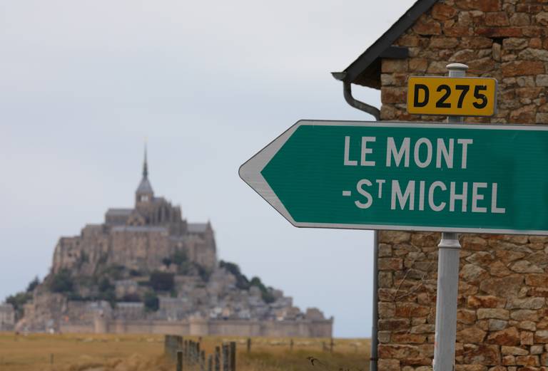 Mont-Saint-Michel-sign.jpg