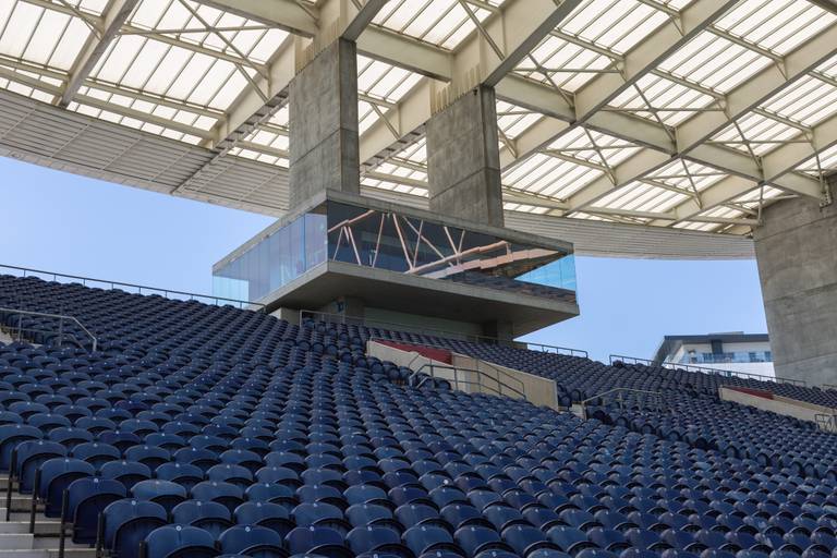 fc-porto-stadium-seats.jpg