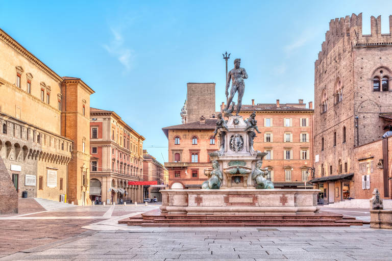 bologna_Piazza-del-Nettuno410379151.jpg