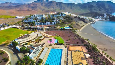 Ervaar Europa's grootste sportresort op Fuerteventura o.b.v. halfpension!
